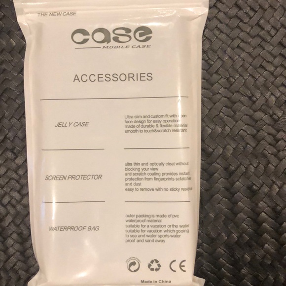 NWT-sparkly phone case iPhone 8plus - Picture 7 of 7